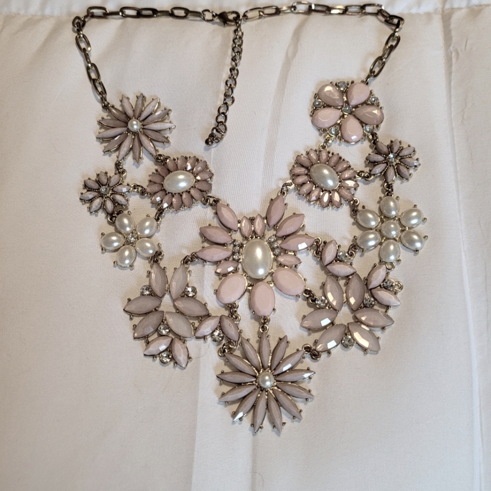 Blush floral bib necklace